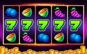 Pengalaman live casino dengan dealer asli di layar komputer dan ponsel memberikan sensasi interaktif seperti di tempat nyata